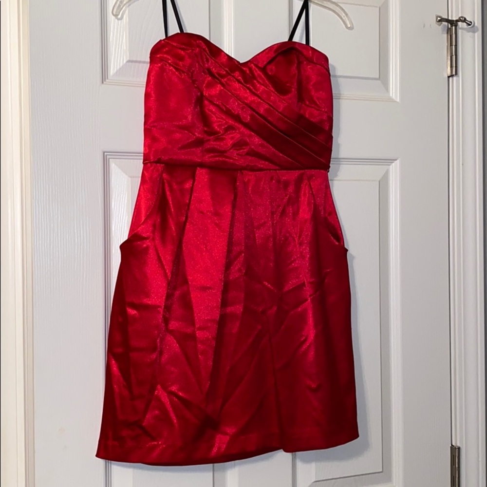Red silk gorgeous dress (strapless)